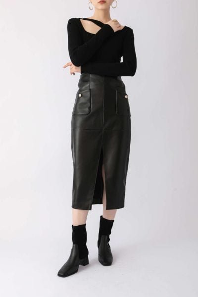 Female leather skirts